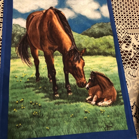 4 Garden Flags (bulk sale) - Picture 5 of 5